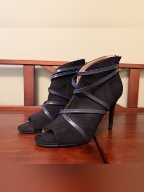 Journee Collection Black Strappy Open-Toe Stiletto Booties